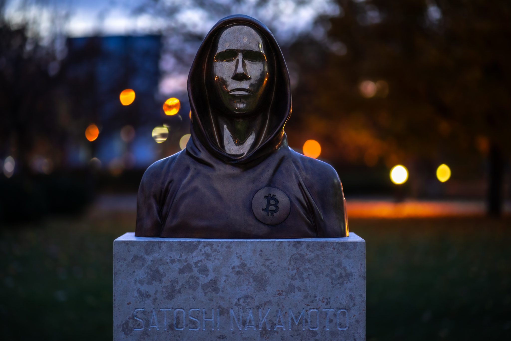 Satoshi-Nakamoto-2048x1365.jpg