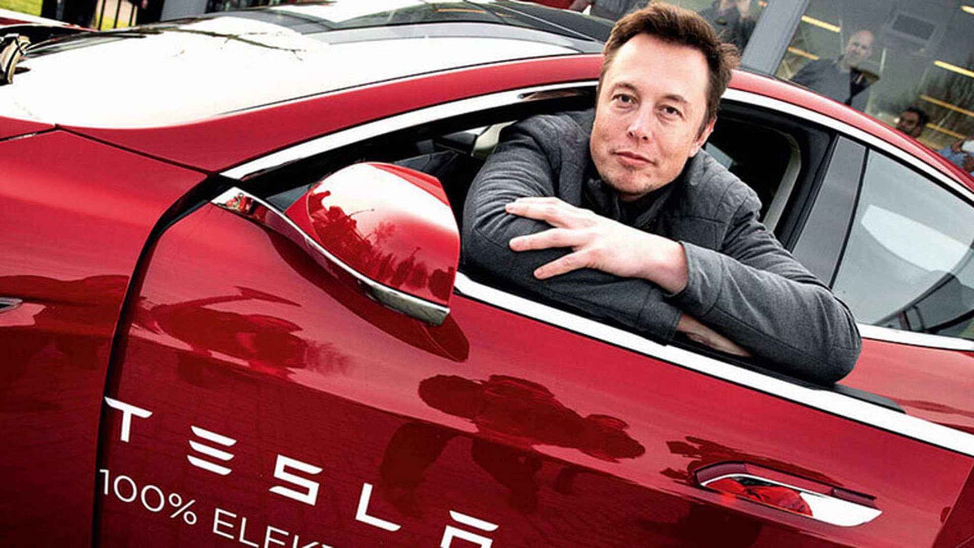 elon-musk-cung-tesla-1631716273945 (1).jpg